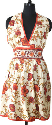 9% OFF on Morning Blossom Cotton Apron Free Size