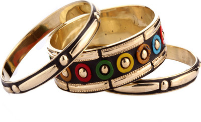 40% OFF on Trinketbag Multi Disk Off Beat Alloy Bangle Set