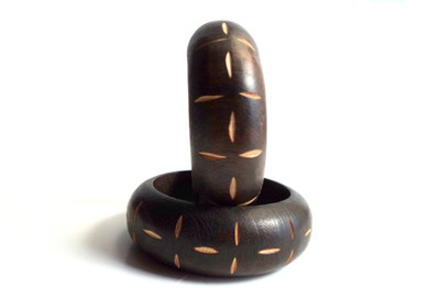 50% OFF on Priyangi Fashion Era Wooden Carving Wood Bangle Set Pack of 2 50% OFF on Priyangi Fashion Era Wooden Carving Wood Bangle Set Pack of 2