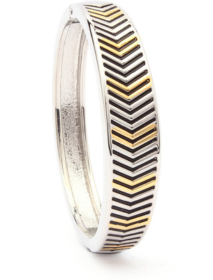Vendee Fashion Diamond Studded Brass Bangle Vendee Fashion Diamond Studded Brass Bangle