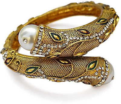 25% OFF on Jewelfin Leaf Design Fabulous Screw Lock Alloy Rhodium Plated Bracelet