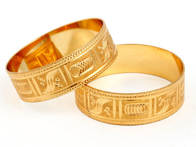 Ethnic Jewels Brass 14K Yellow Gold Plated Bangle Set Pack of 2 Ethnic Jewels Brass 14K Yellow Gold Plated Bangle Set Pack of 2