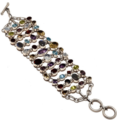 40% OFF on Nikhil Silver Arts Silver Cubic Zirconia, Coral Sterling Silver Plated Bracelet