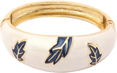 69% OFF on Vendee Fashion Eye-Catchy Brass Bangle