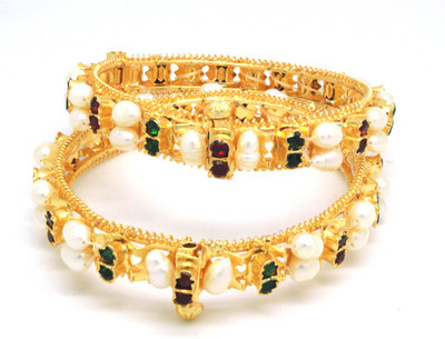 76% OFF on Kalai Royal Elegance Alloy 24K Yellow Gold Plated Bangle Set Pack of 2 76% OFF on Kalai Royal Elegance Alloy 24K Yellow Gold Plated Bangle Set Pack of 2