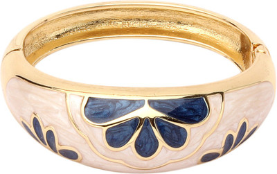 69% OFF on Vendee Fashion Unique Designer Alloy Bangle 69% OFF on Vendee Fashion Unique Designer Alloy Bangle