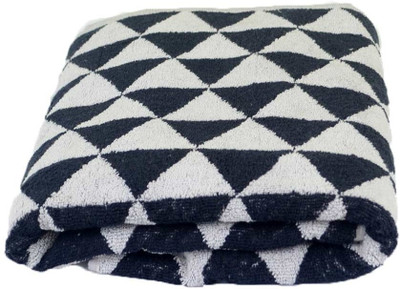 24% OFF on Bombay Dyeing Cotton Bath Towel