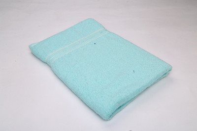 20% OFF on Sanjana Cotton Bath Towel