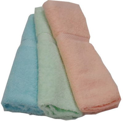 16% OFF on Snuggle Cotton Set of Towels 16% OFF on Snuggle Cotton Set of Towels