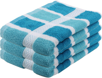 45% OFF on Vrinda Cotton Set of Towels