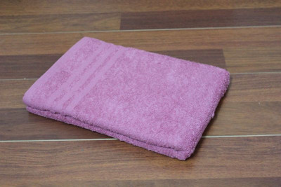 83% OFF on Shoppingtara Cotton Bath Towel