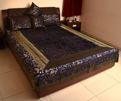 25% OFF on Sukriti Velvet, Silk, Cotton King Bed Cover