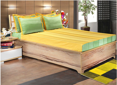 3% OFF on Shayan Homes Cotton King Bed Cover