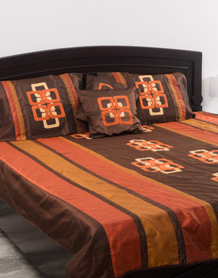 13% OFF on Kalasansar Polyester, Cotton Double Bed Cover 13% OFF on Kalasansar Polyester, Cotton Double Bed Cover