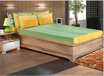 3% OFF on Shayan Homes Cotton King Bed Cover