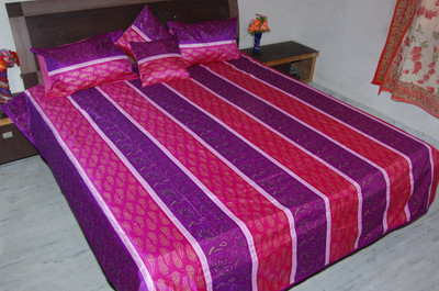 15% OFF on Aditya Silk Double Bed Cover 15% OFF on Aditya Silk Double Bed Cover