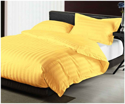4% OFF on Shayan Homes Cotton King Bed Cover