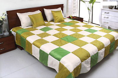 62% OFF on Coco Bee Silk Double Bed Cover 62% OFF on Coco Bee Silk Double Bed Cover