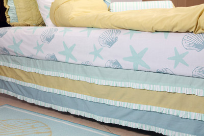 13% OFF on Pink Guppy Platform Single Size Bed Skirt