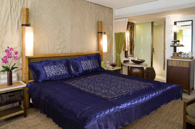 60% OFF on el sandalo Shades of Paradise Satin Bedding Set