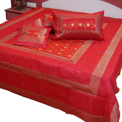 65% OFF on Little India Silk Double Bed Cover 65% OFF on Little India Silk Double Bed Cover