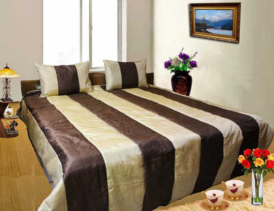 52% OFF on Dekor World Reversible Quilt Collection Pure Silk, Polyester Bedding Set
