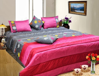 35% OFF on Dekor World Leaf Design Quilt Set Polyester Bedding Set