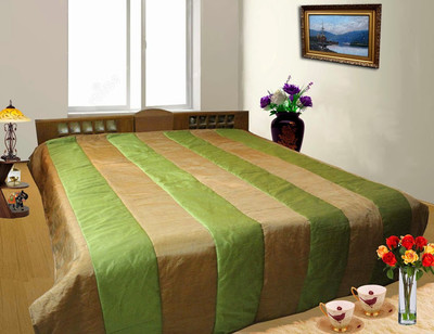 50% OFF on Dekor World Reversible Quilt Collection Pure Silk, Polyester Bedding Set