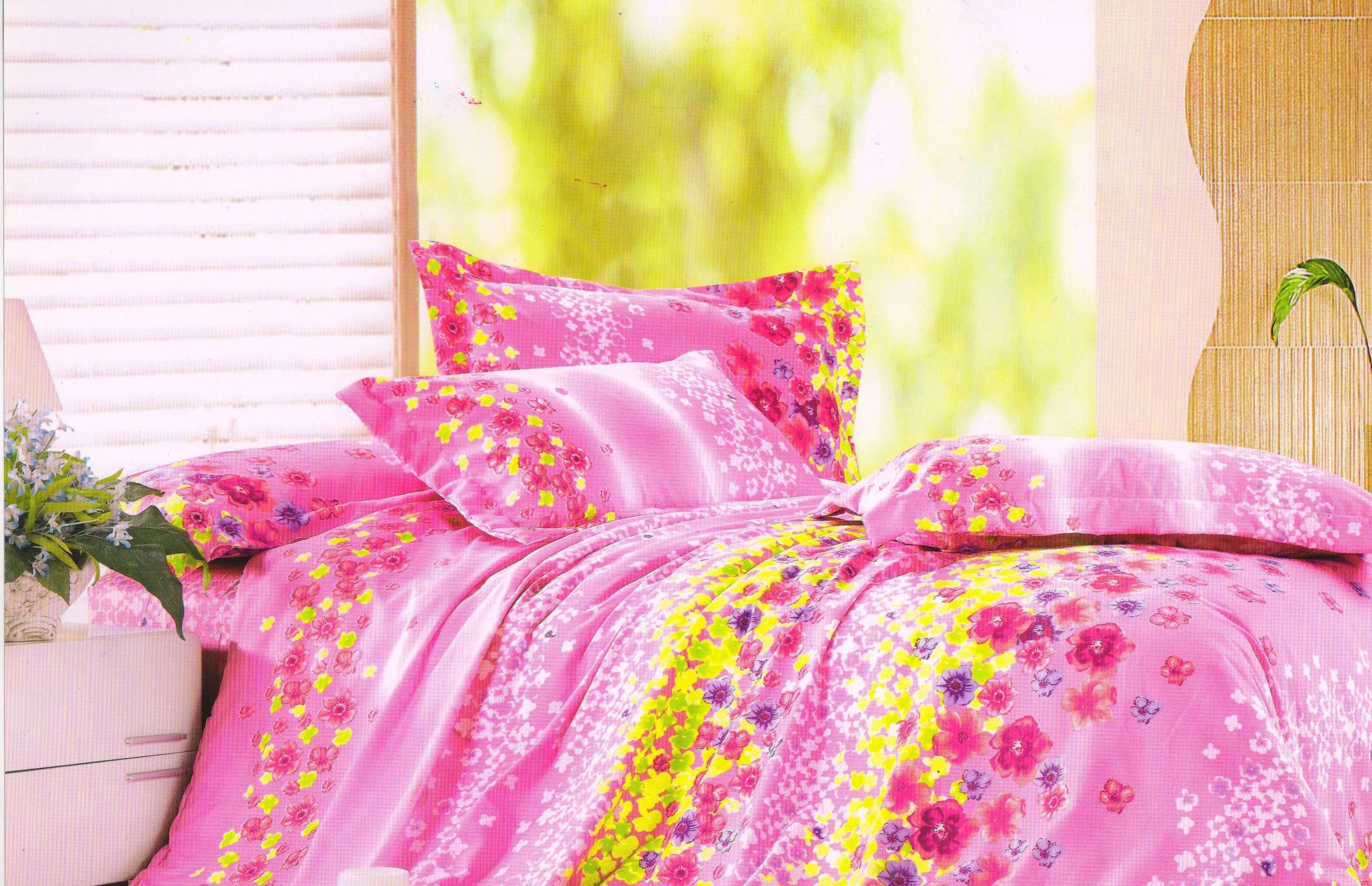 Valtellina Ruby 4Pc Polycotton Bedding Set
