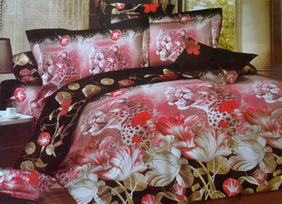 52% OFF on Onze Polycotton Printed Double Bedsheet One 3D Bedsheet, Two Pillow Covers, Multicolor