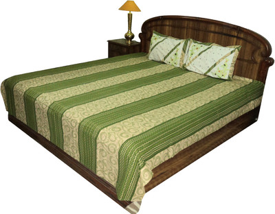 40% OFF on Amita Home Furnishing Cotton Printed Queen Bedsheet