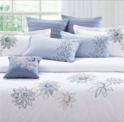 29% OFF on Maishaa Cotton Embroidered King Bedsheet