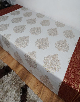 40% OFF on Heritagefabs Cotton Printed Single Bedsheet