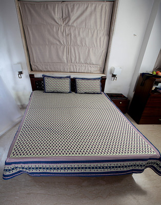 61% OFF on Jodhaa Cotton Printed Double Bedsheet