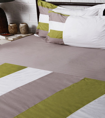 37% OFF on Lullabies By Sukuma Cotton Solid King Bedsheet