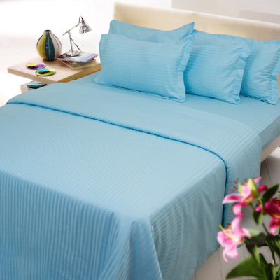 40% OFF on Mark Home Cotton Striped Double Bedsheet