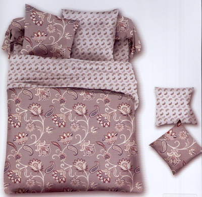 36% OFF on Ross Luxury Living Polyester Floral Double Bedsheet 36% OFF on Ross Luxury Living Polyester Floral Double Bedsheet