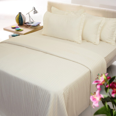 36% OFF on Mark Home Cotton Striped Double Bedsheet 1 Bedsheet, 2 Pillow Covers, White