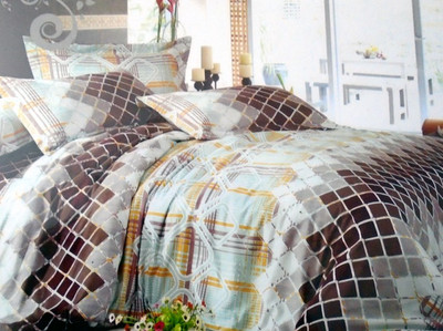 22% OFF on North West Polyester Printed Double Bedsheet 1 Double Bedsheet, 2 Pillow Cases, Multicolor