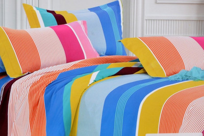 33% OFF on Valtellina Polyester Floral Double Bedsheet