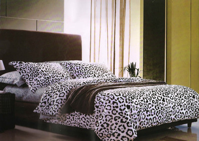 27% OFF on Zigma Collections Cotton Linen Blend Printed Double Bedsheet