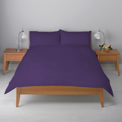 15% OFF on Misr Cotton Striped King Bedsheet