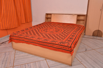 46% OFF on Handicana Cotton Printed Double Fitted Bedsheet 46% OFF on Handicana Cotton Printed Double Fitted Bedsheet