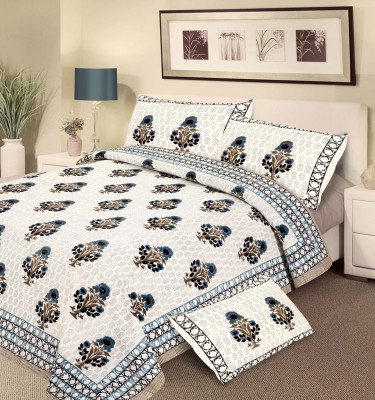 55% OFF on Aapno Rajasthan Cotton Printed Double Bedsheet