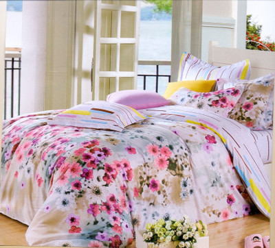 33% OFF on Ross Luxury Living Cotton Floral Single Bedsheet 33% OFF on Ross Luxury Living Cotton Floral Single Bedsheet