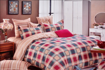 63% OFF on Valtellina Cotton Abstract Double Bedsheet 1 Bed Sheet, 2 Pillow Cover, Red