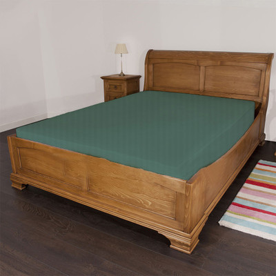 33% OFF on Scala Cotton Striped Double Fitted Bedsheet