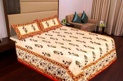 57% OFF on Buy Clues Cotton Floral Double Bedsheet
