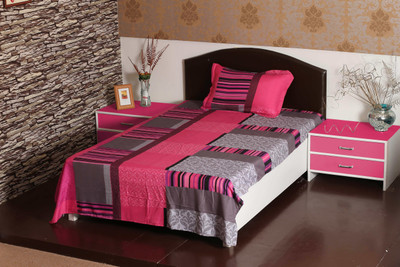 63% OFF on Aalidhra Polyester Silk Blend Checkered Single Bedsheet 63% OFF on Aalidhra Polyester Silk Blend Checkered Single Bedsheet