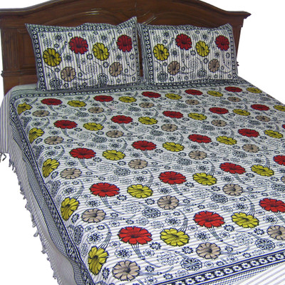 69% OFF on Looms of India Cotton Abstract Double Bedsheet 1 Bedsheet, 2 Pillow Covers, White, Black